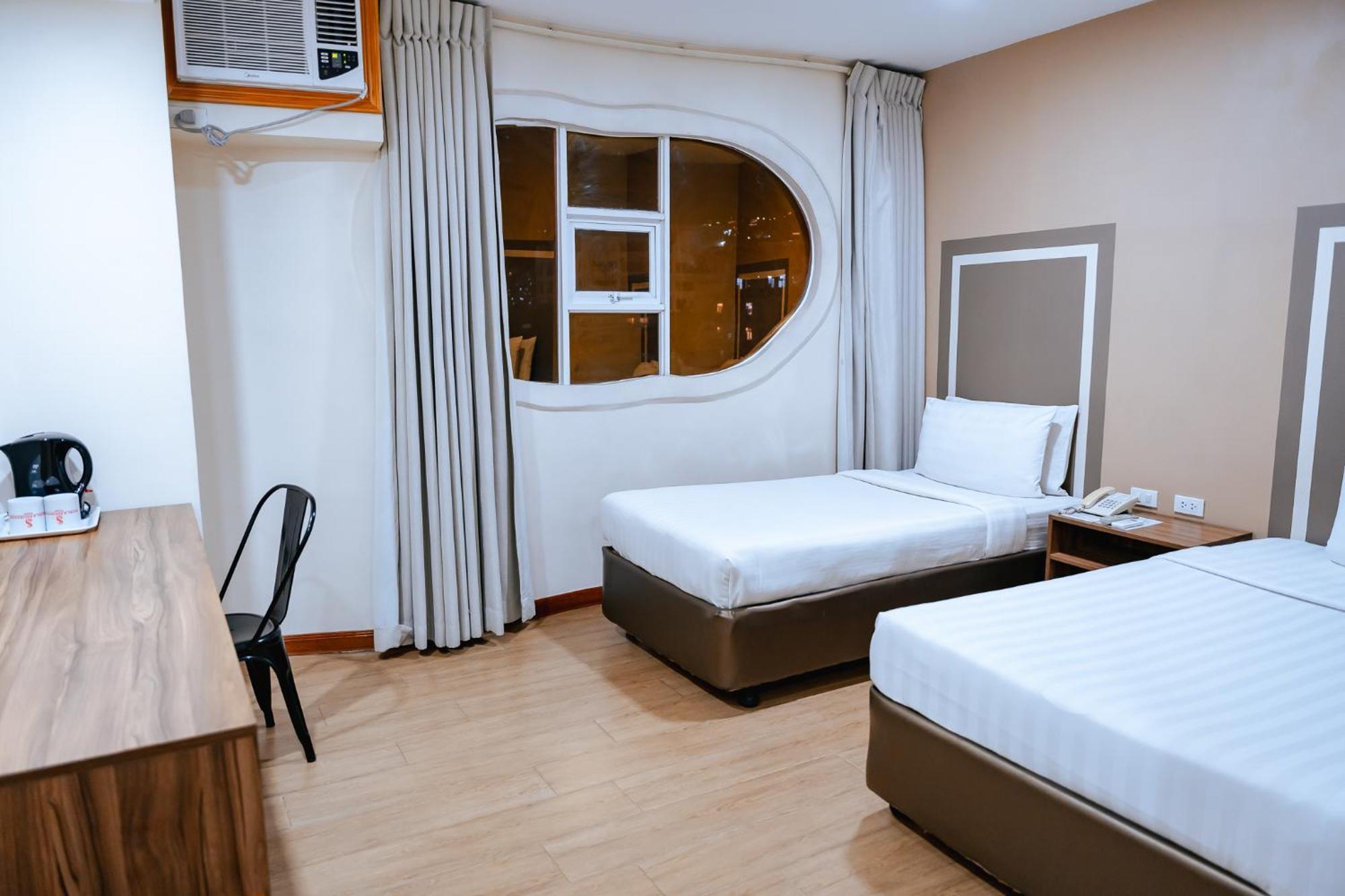 S Hotel & Residences Cebu Exterior photo